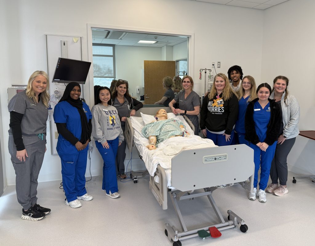 Students and Solventum trainers